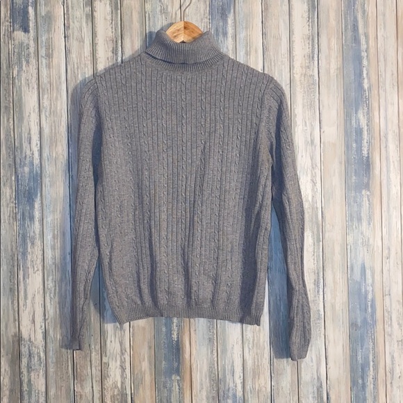 Turtle Neck Ribbed Sweater - Picture 3 of 4